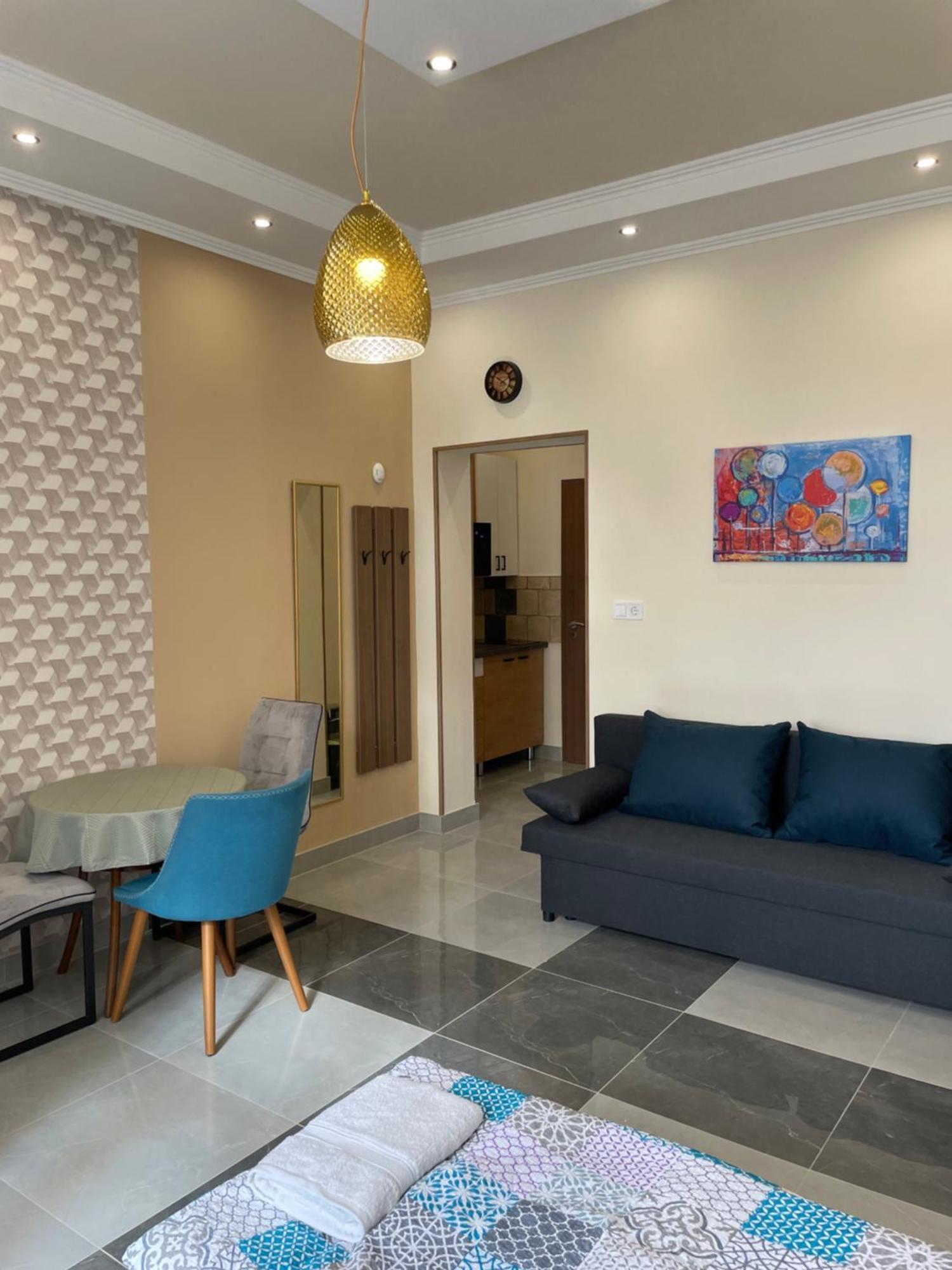 Kovács Apartmanház Kiskunhalas Habitación foto