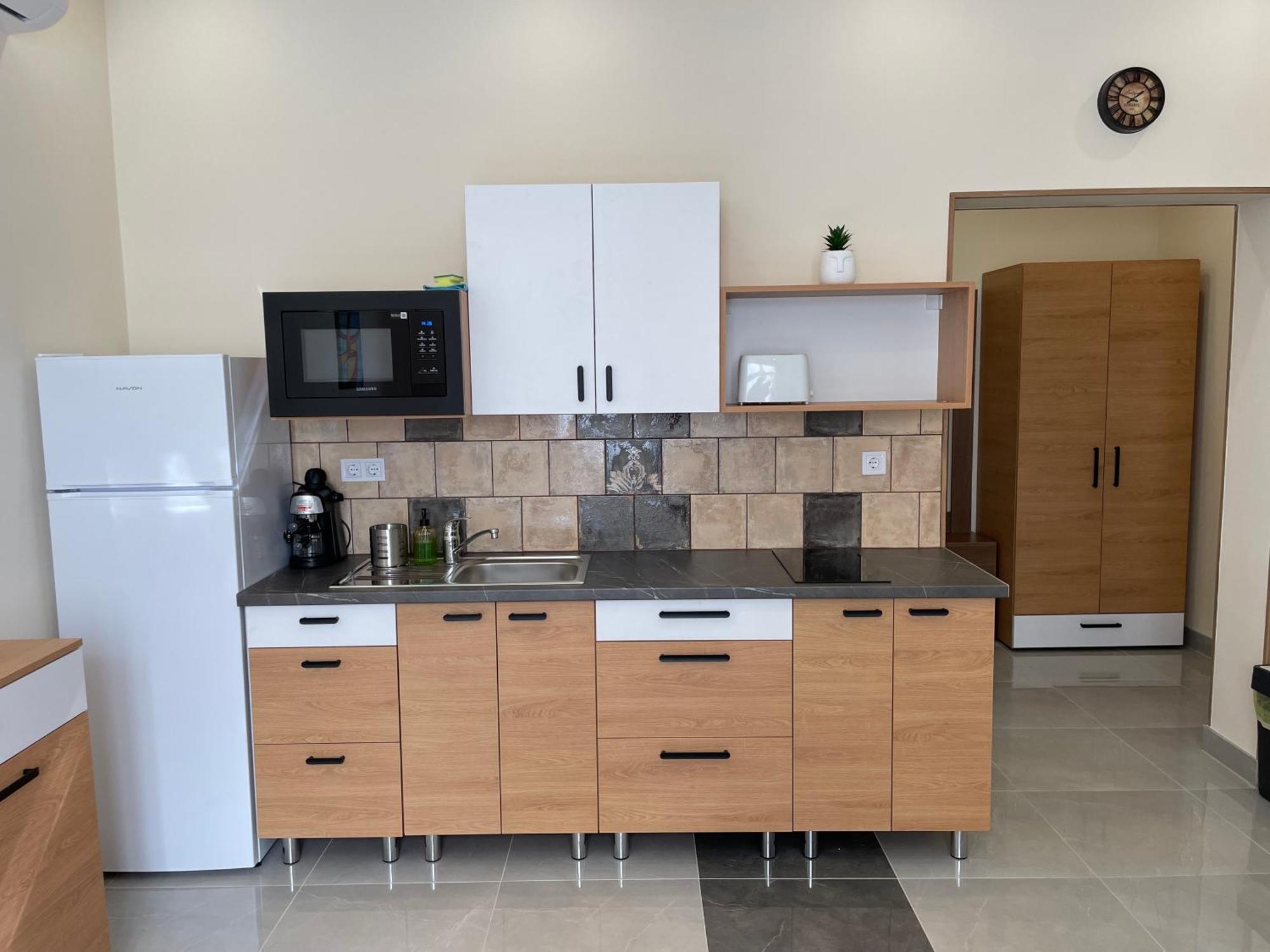 Kovács Apartmanház Kiskunhalas Habitación foto