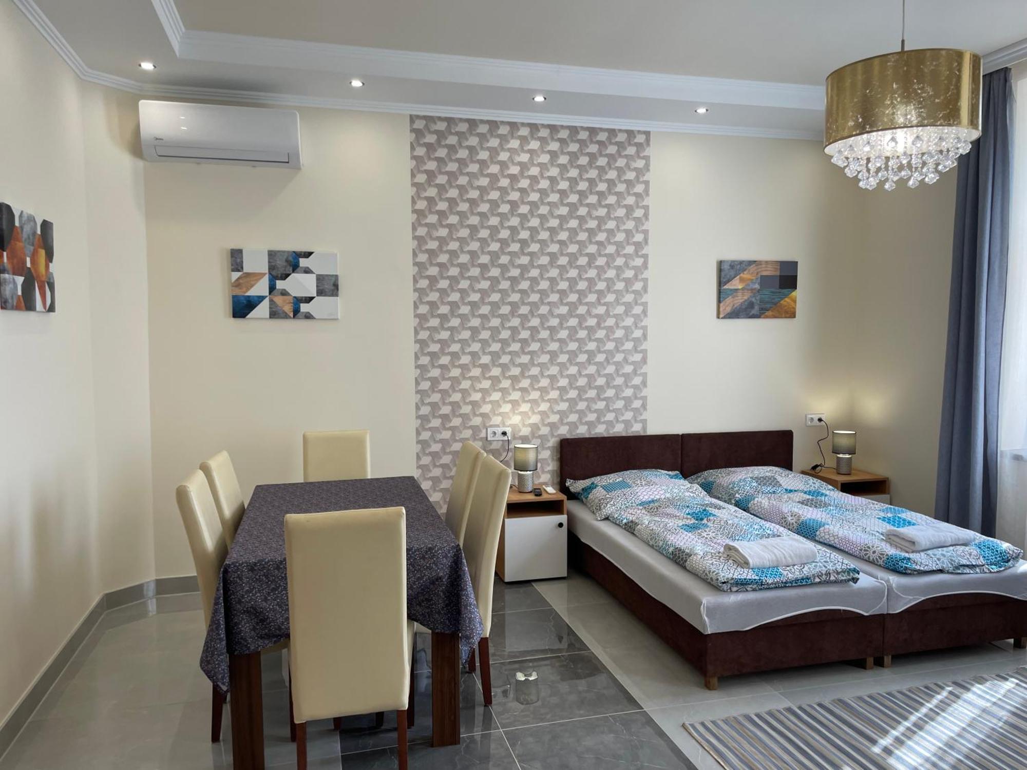 Kovács Apartmanház Kiskunhalas Habitación foto