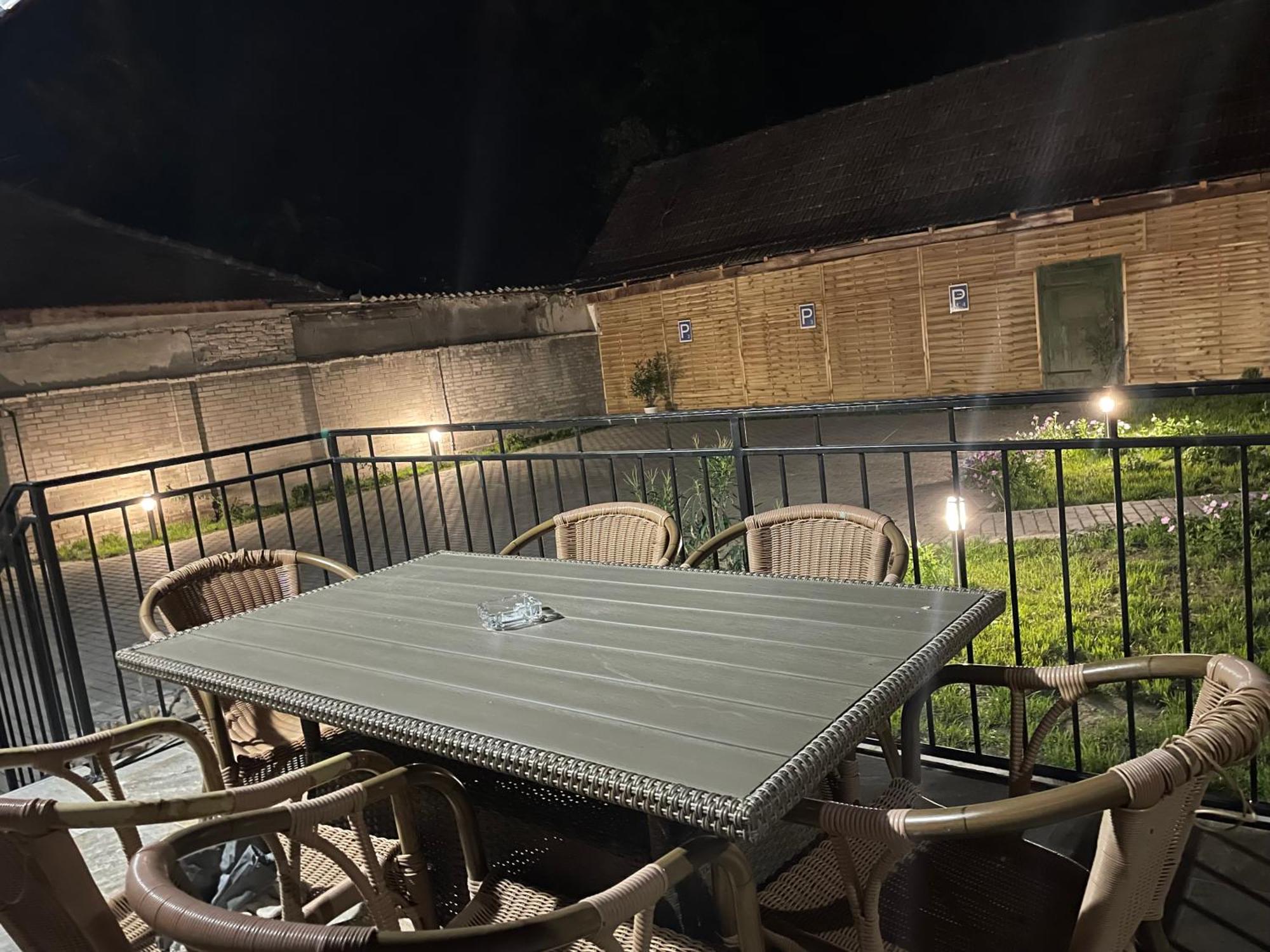 Kovács Apartmanház Kiskunhalas Habitación foto